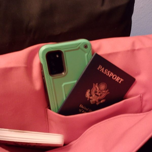 5._Tote_s_zipper_inside_pocket